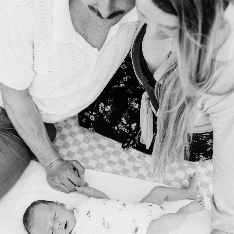 Natural family portraits at Mueller Lake Park in Austin, TX